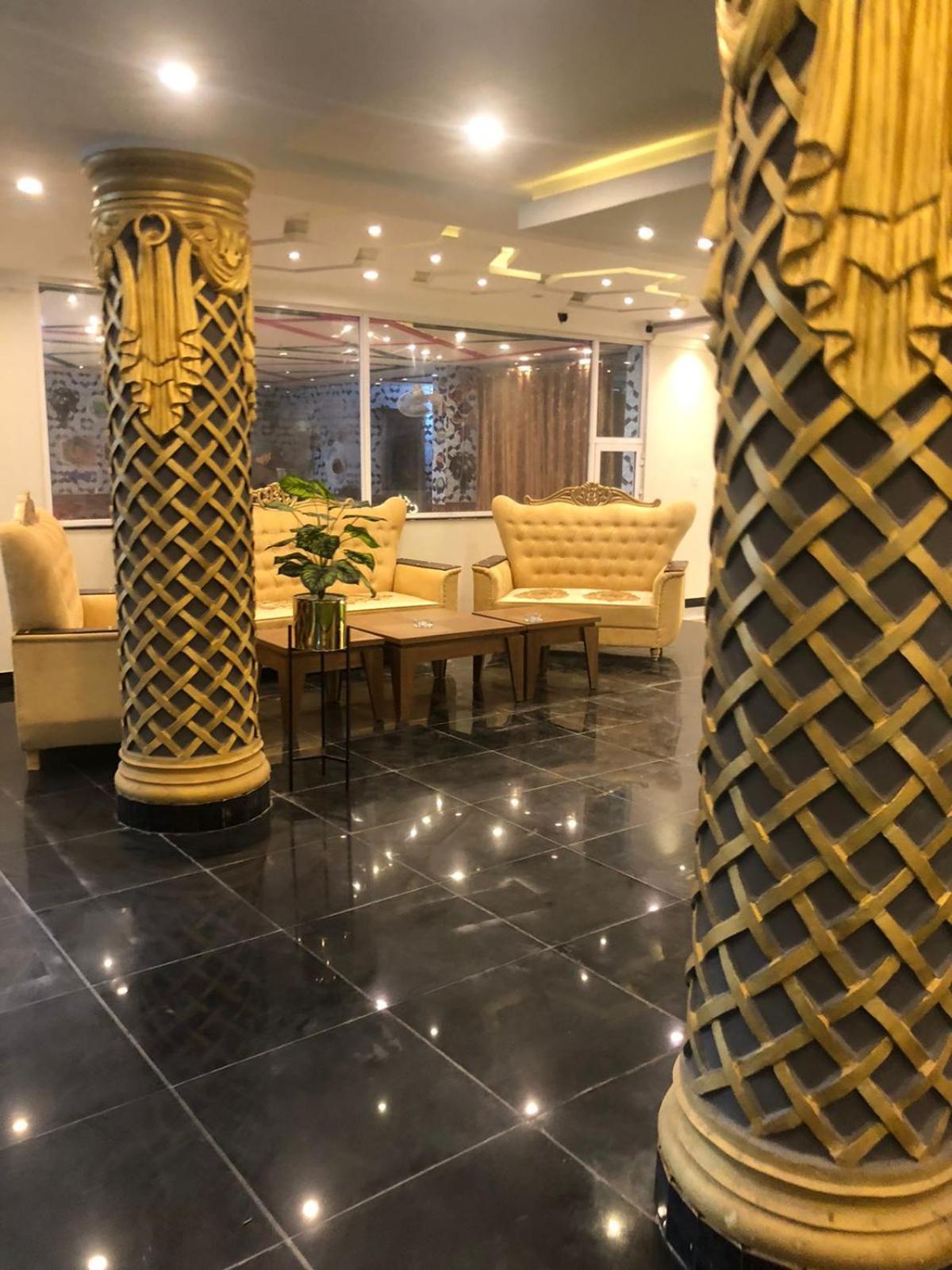 Al Buraq Hotel Исламабад Екстериор снимка